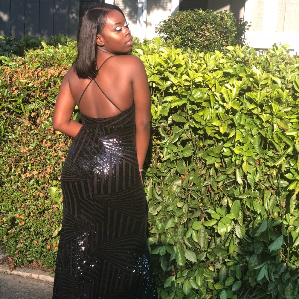 Black Sparkly Prom Dress!